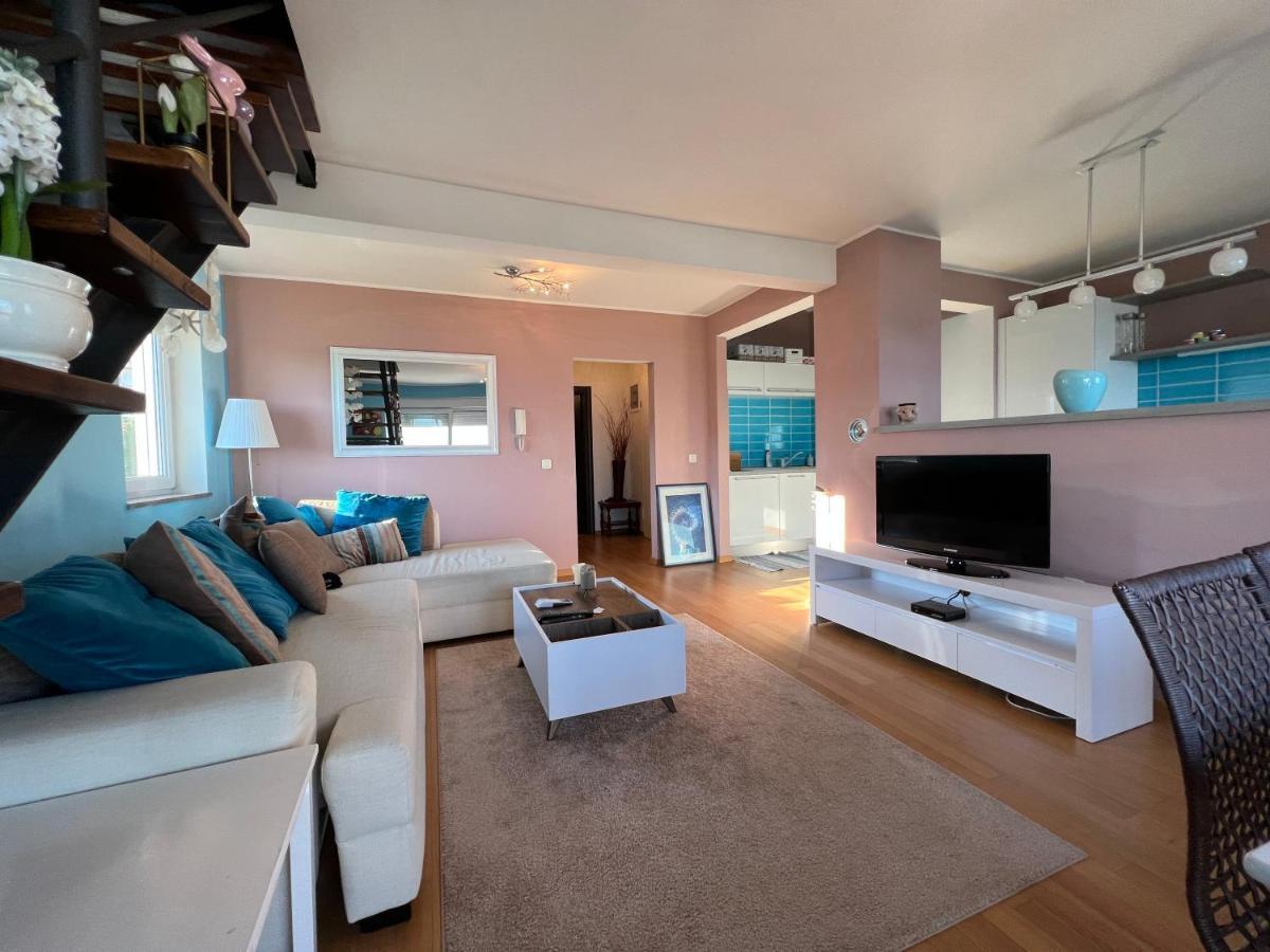 Panoramic Apartment Sea View And Pool Opatija Ičići Eksteriør bilde